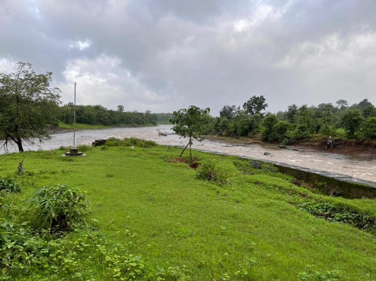 Karjat Villa Экстерьер фото